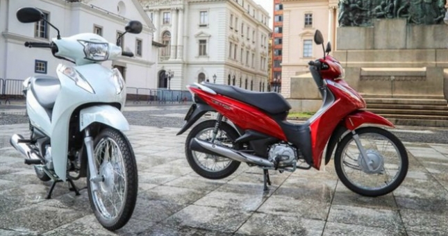 Xe máy mới của Honda 'ăn' theo thiết kế của 'đàn anh' Future